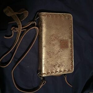 Sts wallet with shoulder strap